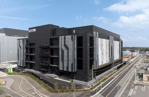 STT Tokyo 1 facade